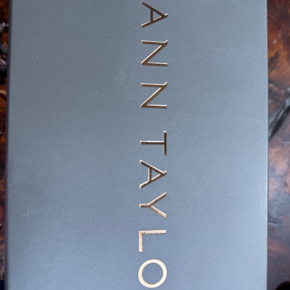 ANNE TAYLOR OPAL BLUSH SLIP ON SUEDE SHOES - Picture 8 of 10